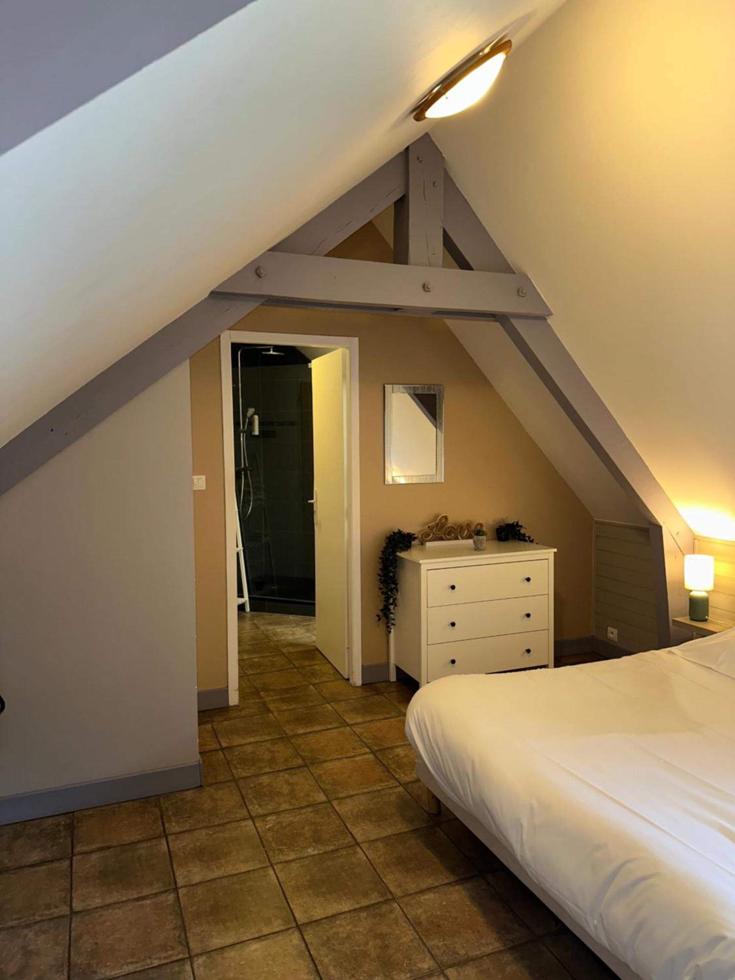 Logis Hotel Volcan Sancy Nébouzat Buitenkant foto